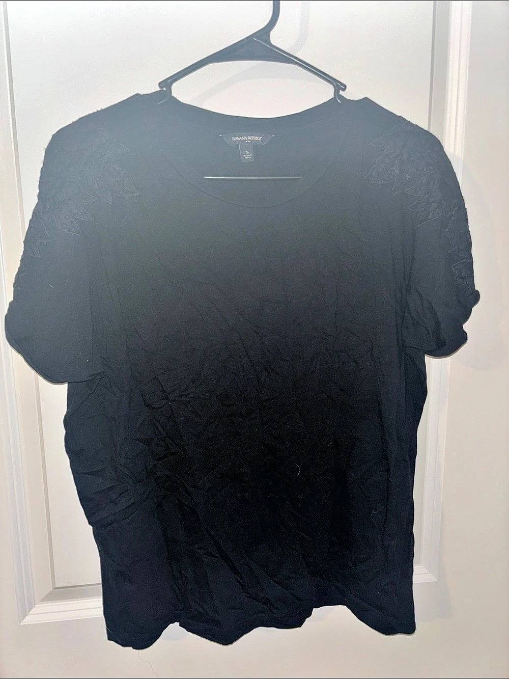 Banana Republic Short Sleeve Lace Detail Top Size Medium
